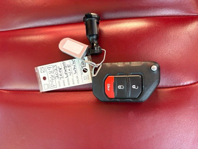 Used 2023 Jeep Wrangler Unlimited Rubicon 4xe AWD/4WD image 6