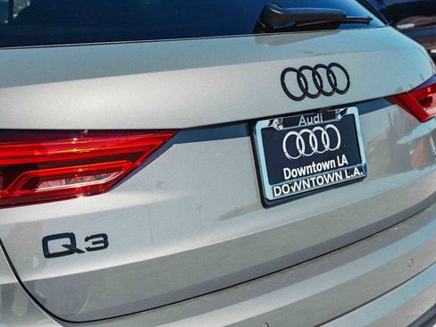 New 2025 Audi Q3 2.0T Premium image 8