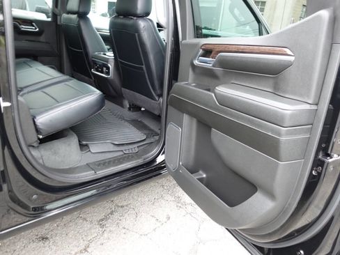 Used 2023 GMC Sierra 1500 Elevation image 28