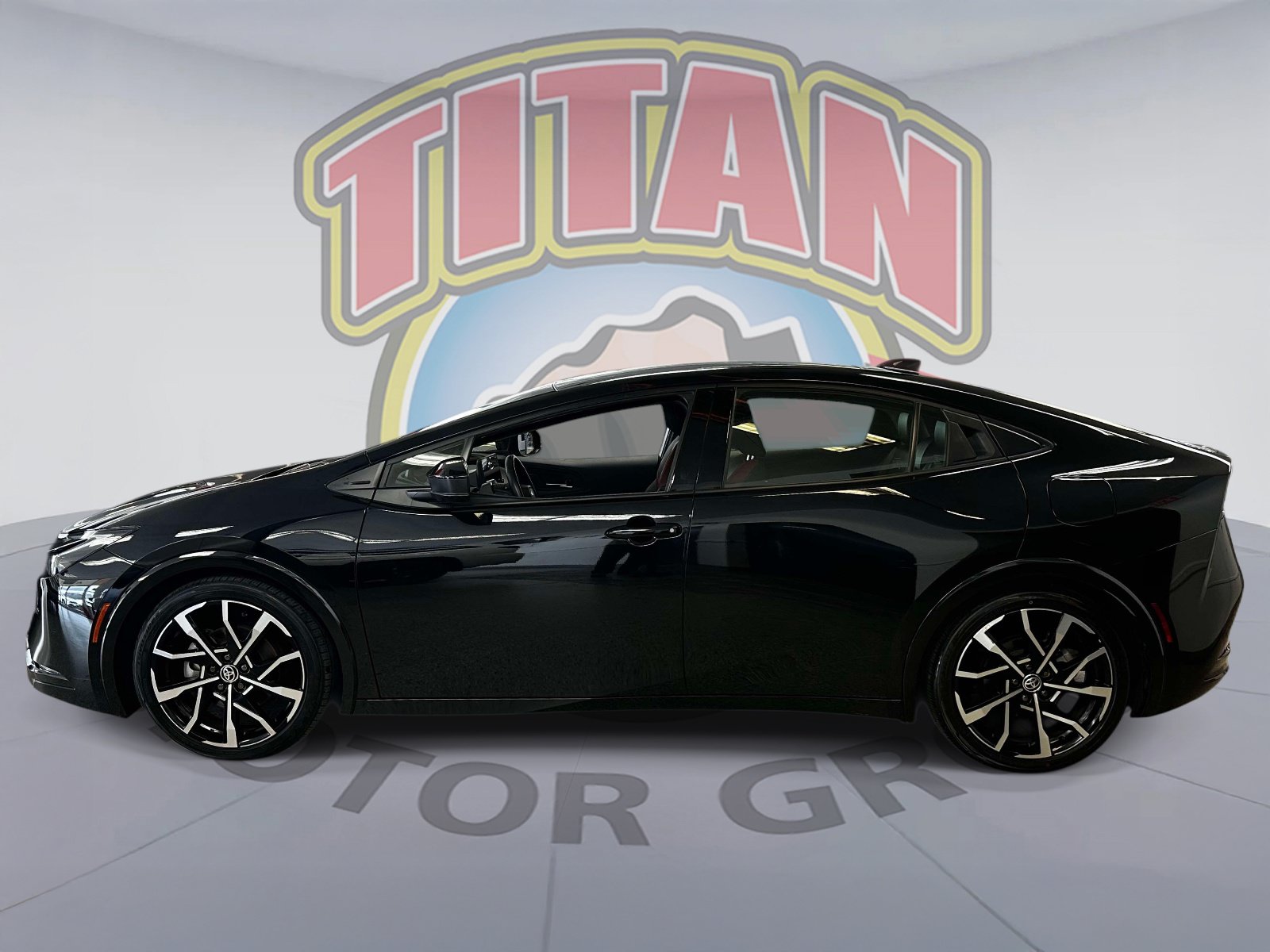 Certified 2024 Toyota Prius Prime FWD image 3