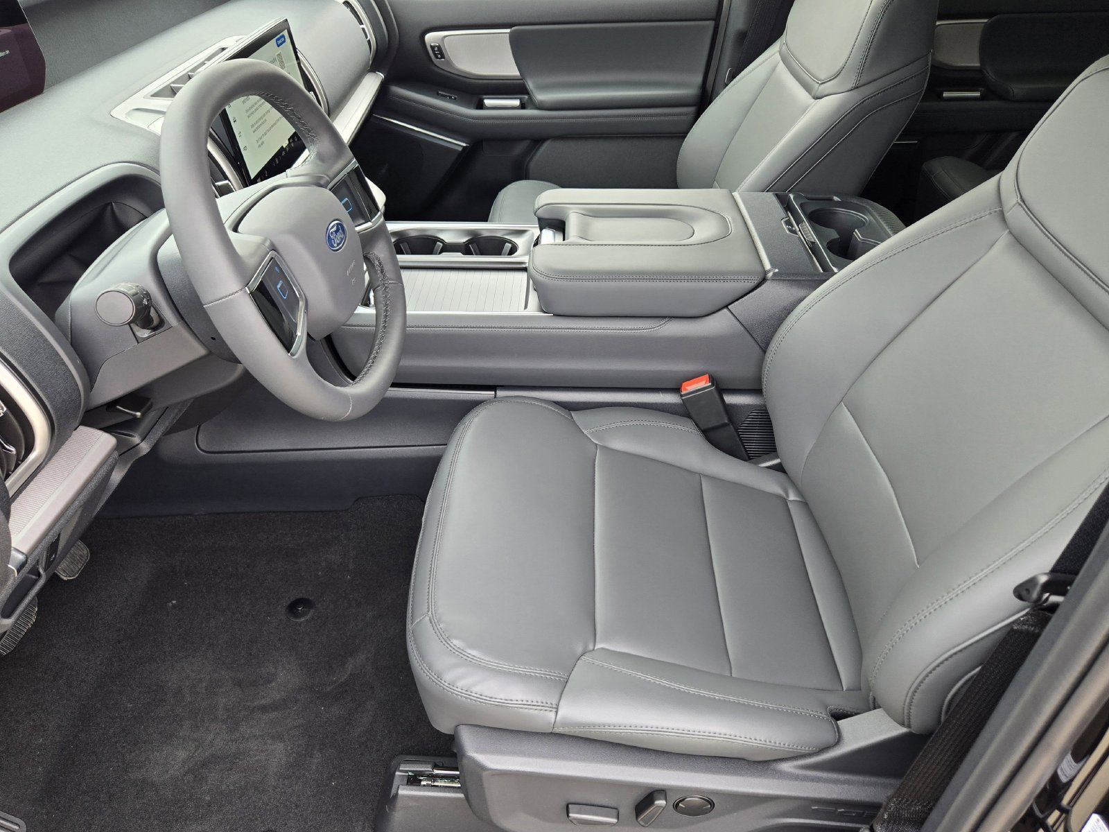New 2026 Ford Expedition Max Active RWD image 16