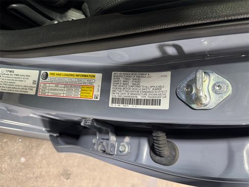 Used 2024 Honda Civic Sport image 31