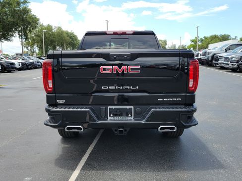 Used 2026 GMC Sierra 1500 Denali w/ Denali Reserve Package AWD/4WD image 8