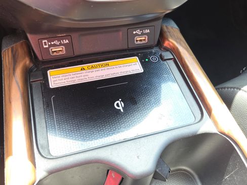 Used 2020 Honda CR-V Touring image 33