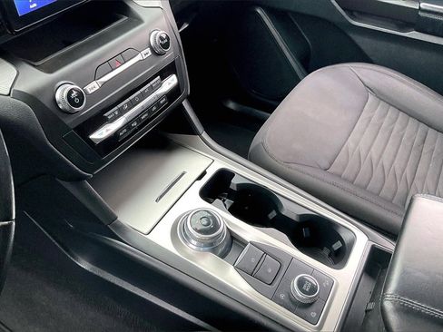 Certified 2020 Ford Explorer XLT image 15