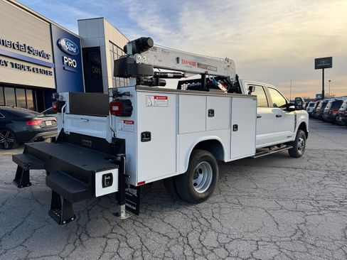 New 2025 Ford F350 XL w/ XL Chrome Package AWD/4WD image 8