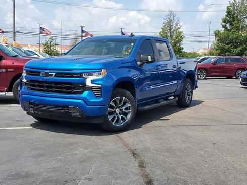 Used 2022 Chevrolet Silverado 1500 RST w/ Convenience Package II AWD/4WD image 1