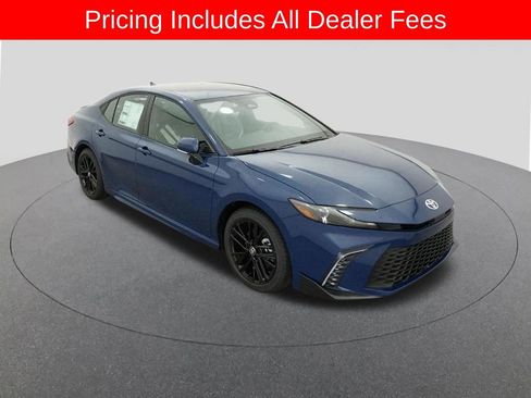 New 2026 Toyota Camry SE FWD image 13