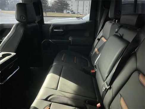 Used 2021 GMC Sierra 1500 AT4 w/ AT4 Value Package image 5