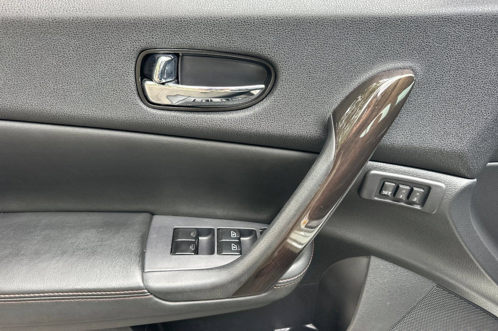 Used 2014 Nissan Maxima 3.5 SV w/ Premium Package FWD image 8