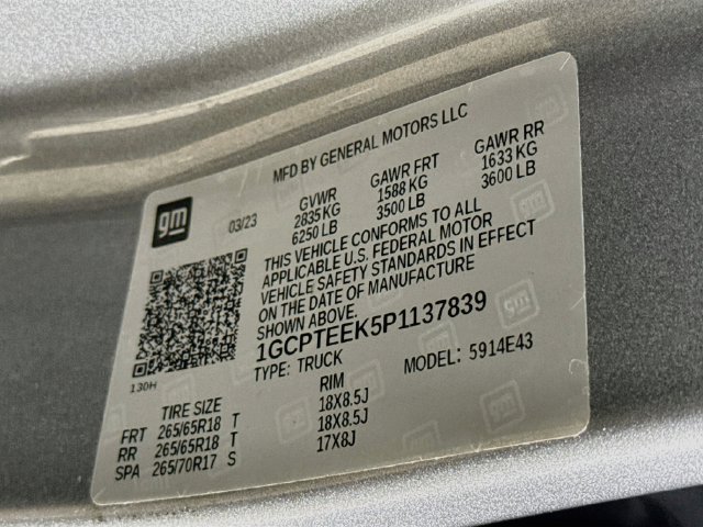 Used 2023 Chevrolet Colorado Trail Boss w/ Technology Package AWD/4WD image 32
