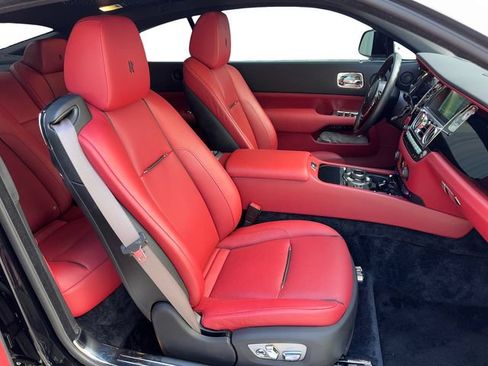 Used 2016 Rolls-Royce Wraith RWD image 11