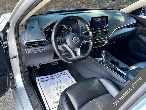 Used 2022 Nissan Altima 2.5 SR FWD image 12