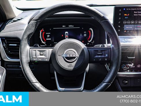 Used 2024 Nissan Rogue Platinum w/ Platinum Premium Package FWD image 24