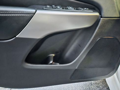 Used 2019 Jeep Cherokee High Altitude image 16