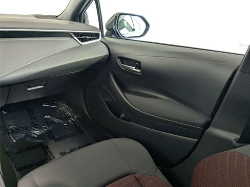 Used 2026 Toyota Corolla SE FWD image 37