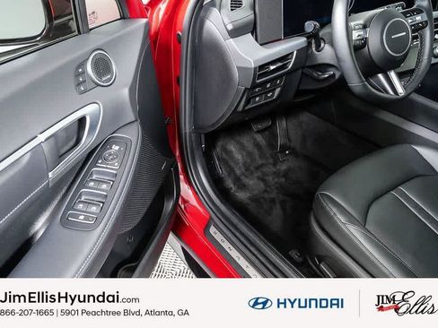 New 2025 Hyundai Sonata Limited FWD image 13