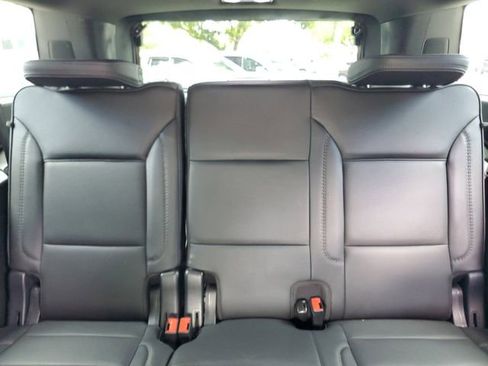 Used 2022 GMC Yukon XL Denali image 11