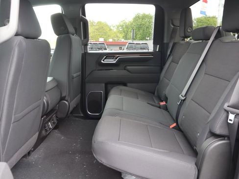 New 2026 Chevrolet Silverado 3500 LT AWD/4WD image 17