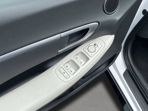 Used 2024 Hyundai Sonata SEL FWD image 20