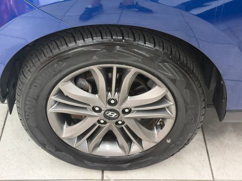 Used 2015 Hyundai Tucson SE AWD/4WD image 32
