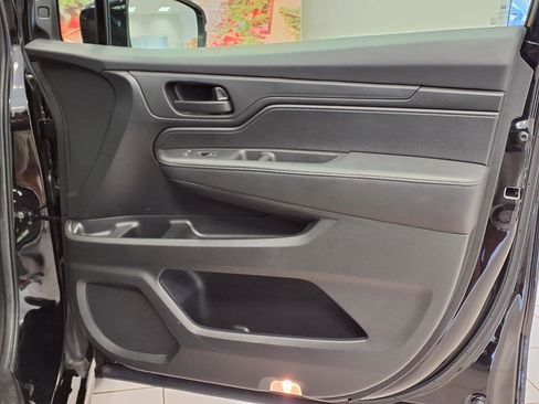Used 2025 Honda Odyssey Sport-L image 10