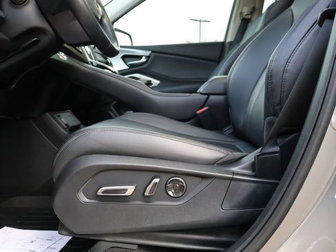 Used 2024 Acura RDX SH-AWD image 33