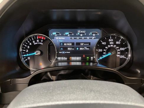 Used 2018 Ford F250 Lariat image 14