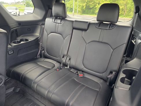Used 2024 Honda Pilot TrailSport image 12