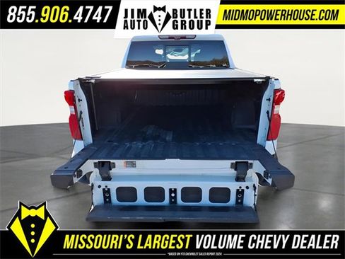 Used 2022 Chevrolet Silverado 1500 LTZ w/ Technology Package image 4