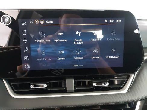New 2026 Chevrolet Equinox LT w/ Convenience Package II FWD image 21