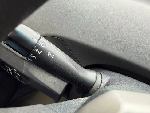 Used 2013 Toyota Prius Plug-In Hybrid image 42