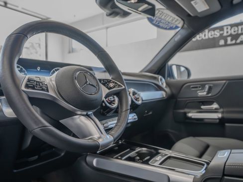 Certified 2025 Mercedes-Benz GLB 250 4MATIC image 7