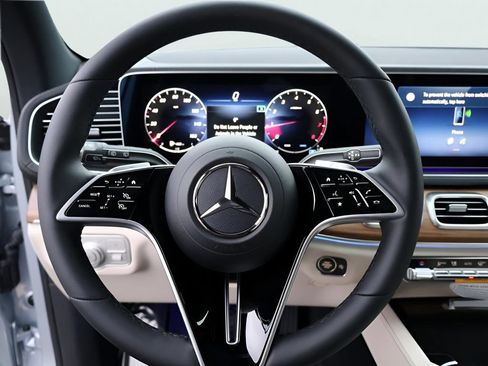 Certified 2026 Mercedes-Benz GLE 350 4MATIC image 32