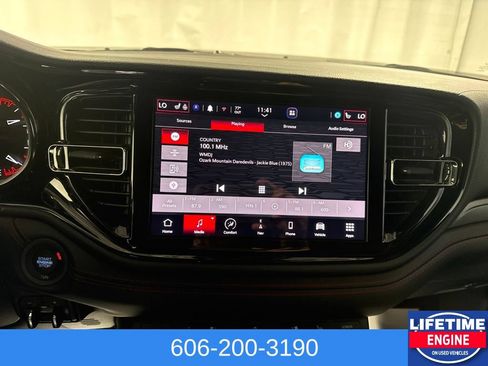 Used 2025 Dodge Durango R/T w/ Blacktop Package AWD/4WD image 26