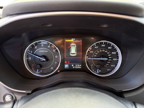 Used 2022 Subaru Ascent Limited w/ Technology Package AWD/4WD image 11