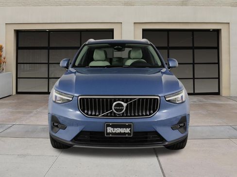 Certified 2023 Volvo XC40 B5 Ultimate image 6