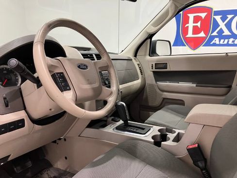 Used 2009 Ford Escape Limited AWD/4WD image 21
