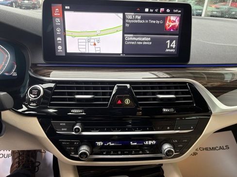 Certified 2023 BMW 530i xDrive w/ Convenience Package image 14