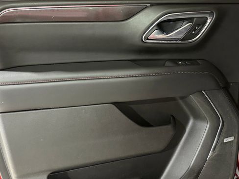 Used 2021 Chevrolet Suburban RST image 34