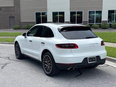 Used 2018 Porsche Macan S AWD/4WD image 3