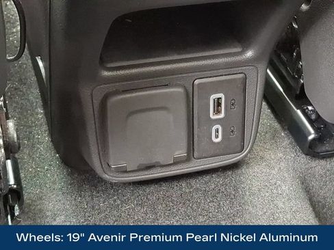 Used 2025 Buick Encore GX Avenir w/ Avenir Technology Package AWD/4WD image 21