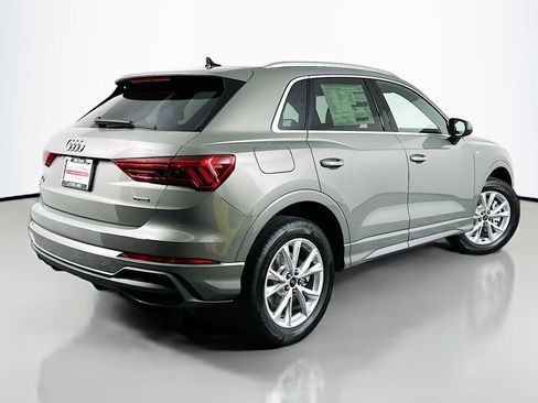 New 2025 Audi Q3 2.0T Premium image 13