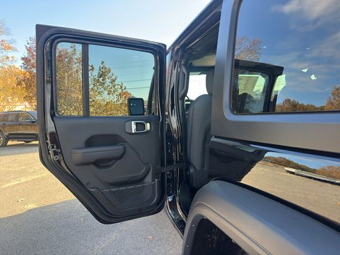 New 2026 Jeep Wrangler Sport AWD/4WD image 21