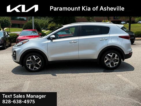 Used 2020 Kia Sportage EX AWD/4WD image 3