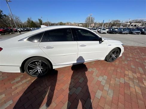Used 2022 Honda Accord Touring image 23
