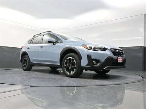Used 2022 Subaru Crosstrek 2.0i Premium w/ Moonroof Package image 27