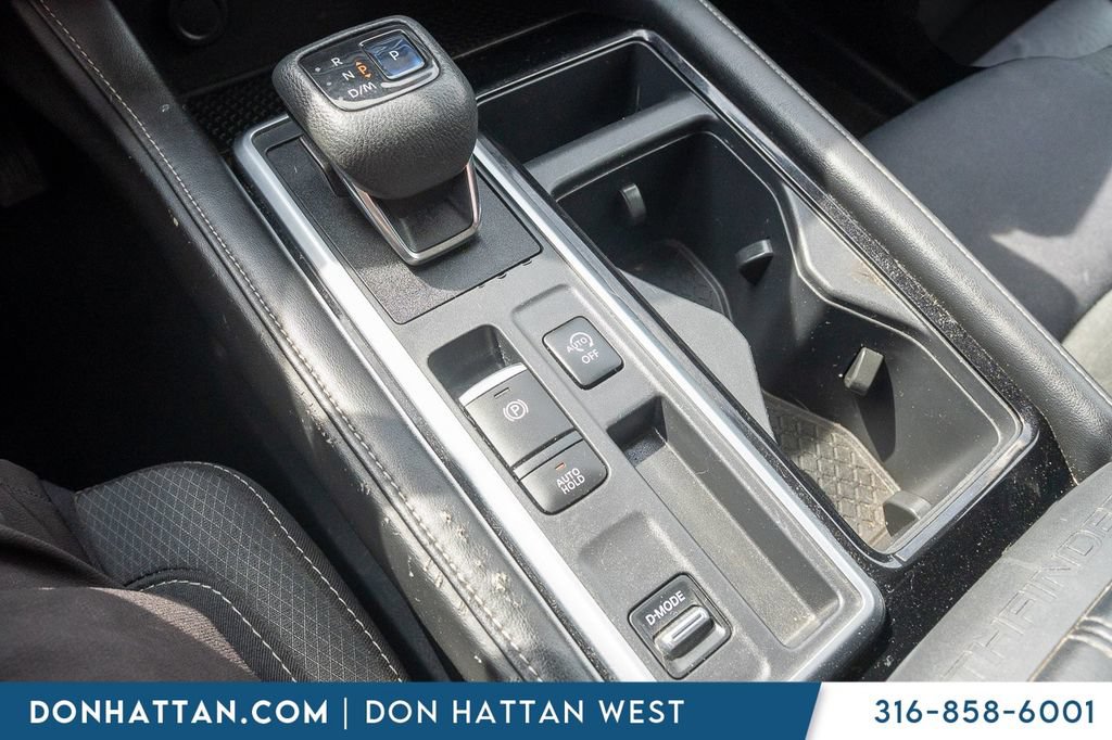 Used 2022 Nissan Pathfinder SV FWD image 9