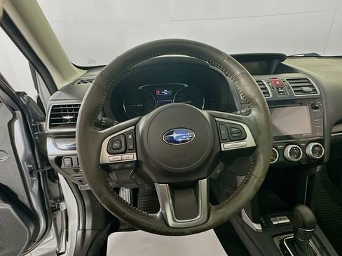 Used 2017 Subaru Forester 2.5i Touring w/ Popular Package #2 image 12