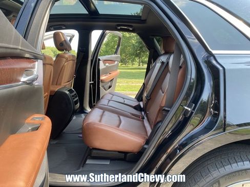 Used 2022 Cadillac XT5 Premium Luxury image 39